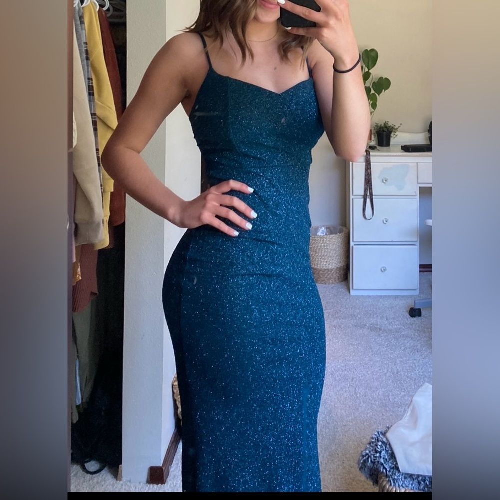 prom dress from Windsor